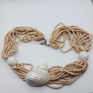 Elegant Shell Beaded Necklace